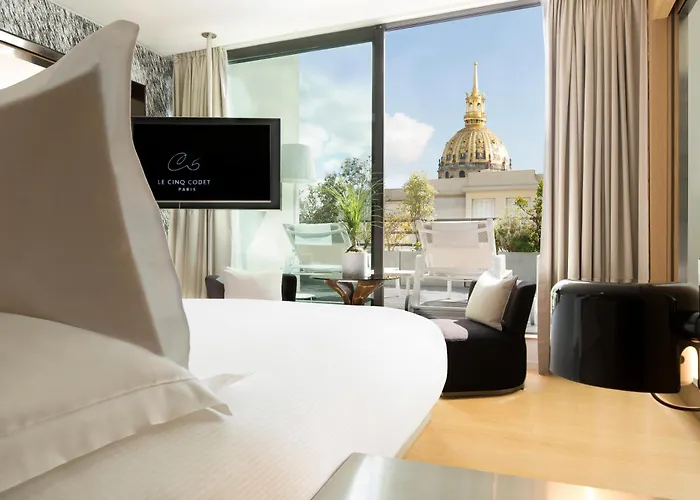 Le Cinq Codet Hotel Paris